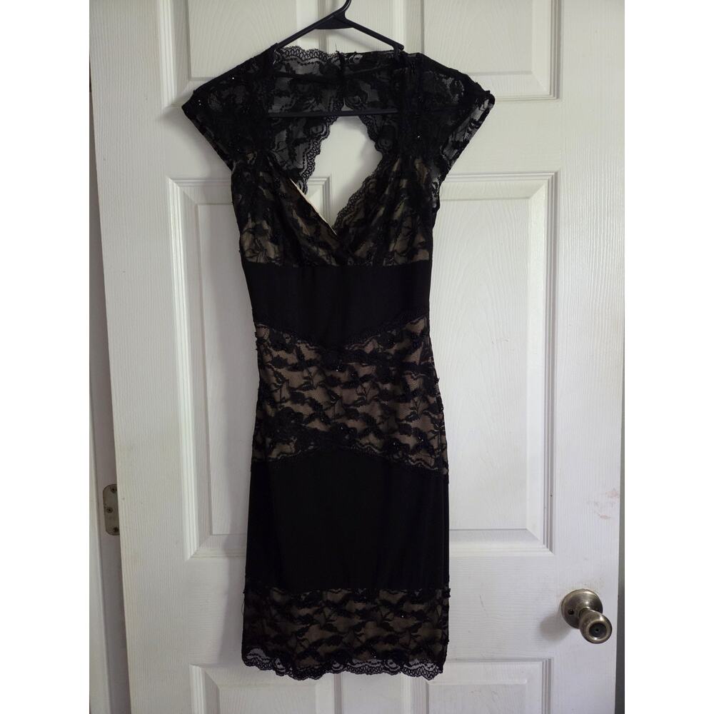 Onyx Nite Stunning Black Lace Cocktail Evening Dress Below Knee Sequence Size 8